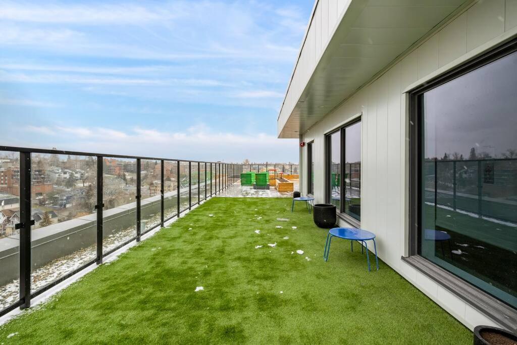 Chic 1Br Kensington Unit W/Parking Leilighet YYC Eksteriør bilde