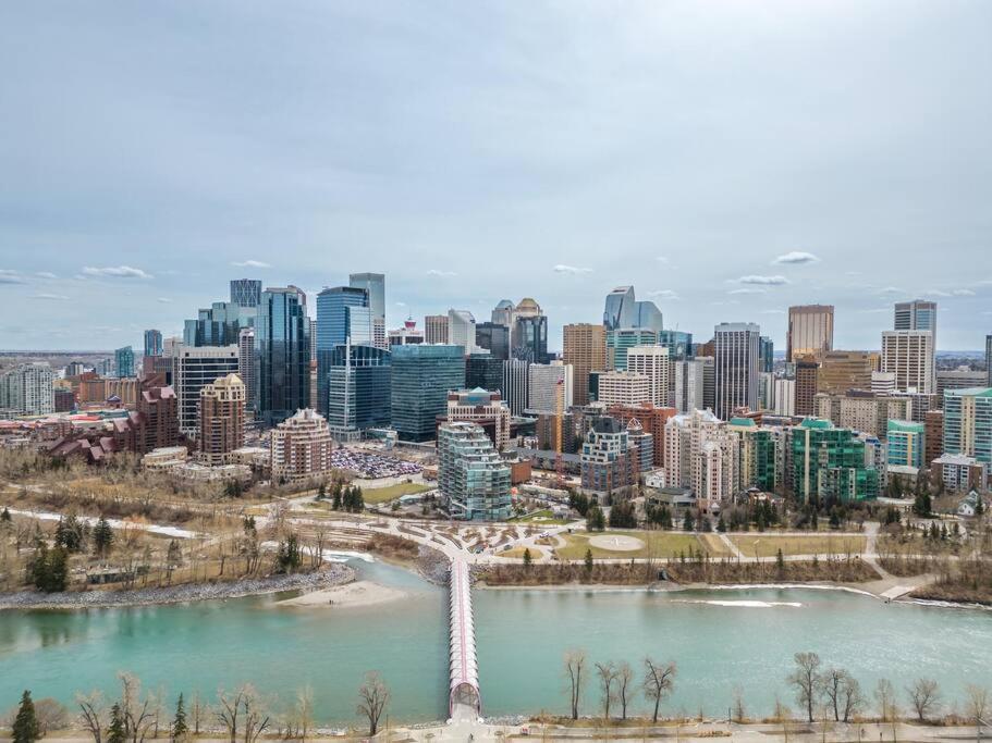 Chic 1Br Kensington Unit W/Parking Leilighet YYC Eksteriør bilde