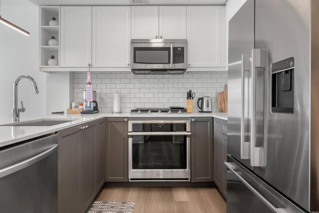 Chic 1Br Kensington Unit W/Parking Leilighet YYC Eksteriør bilde